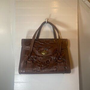 Vintage  Medium, Hand Tooled, Mexican Leather Purse,  in Very Good Condition